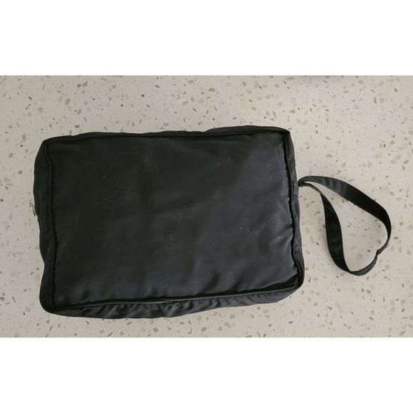 Michael Kors Women’s Packable Full Zip Outerwear Rain Jacket - Picture 8 of 8